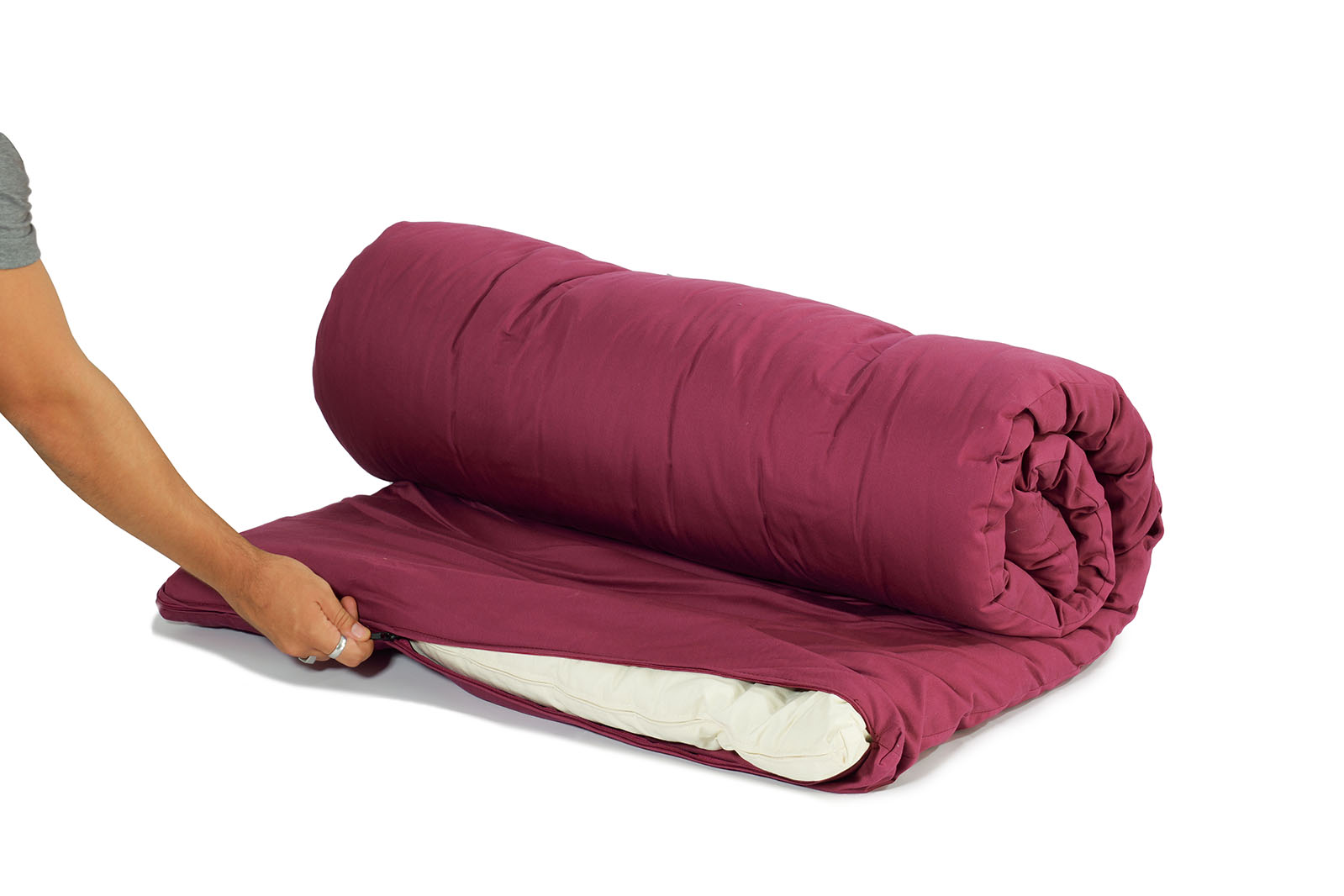 Futón portátil de una plaza, ligero y enrollable, ideal para yoga, meditación o viajes. Fabricado con algodón ecológico, incluye funda protectora y cinta de transporte.