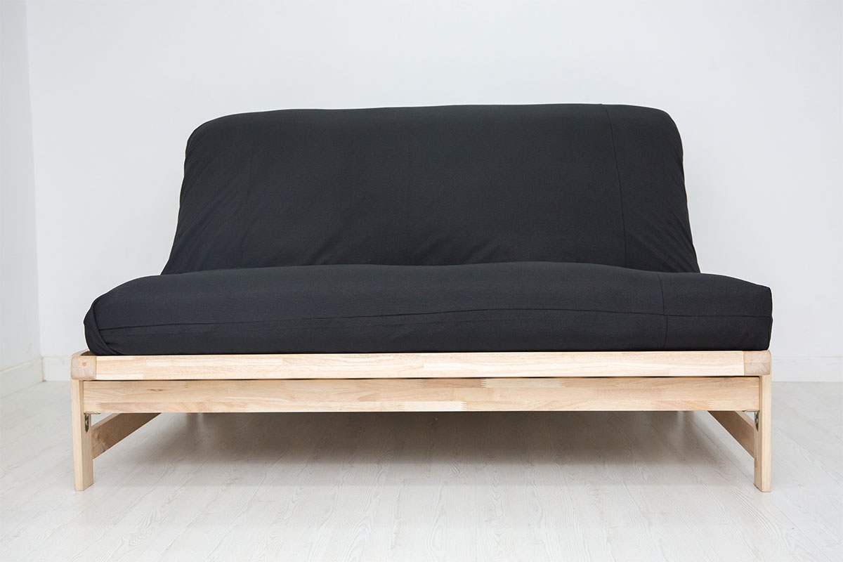 Sofá cama A-Frame de madera ecológica 140x200. Convertible práctico y compacto, ideal para futones. Acabado natural sin barniz. Perfecto para invitados.